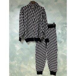 Compleu din tricot cu fermoar
