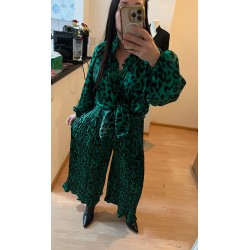Compleu wild green
