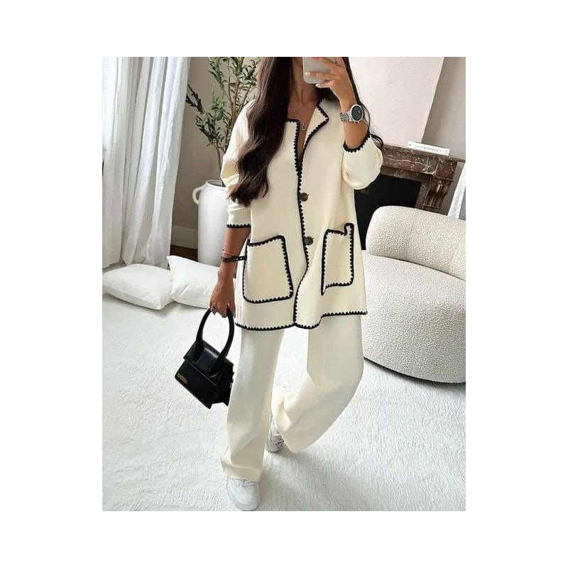 Compleu din TRICOT White Chic