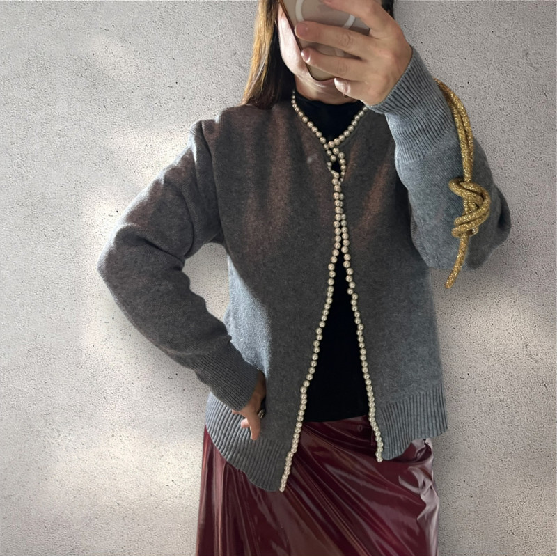 Cardigan cu perle