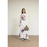 Compleu white diva flowers