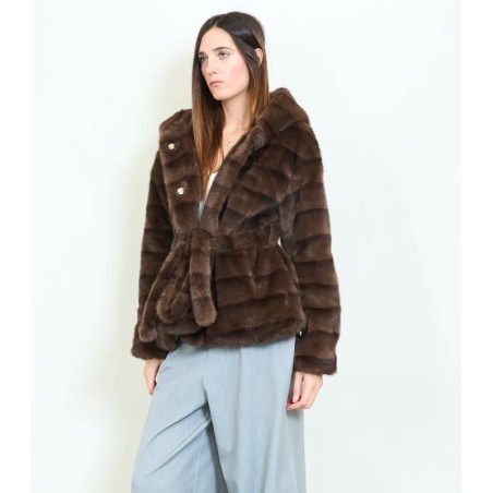 Haina ELEGANSIA blana artificiala cu gluga si capse Brown