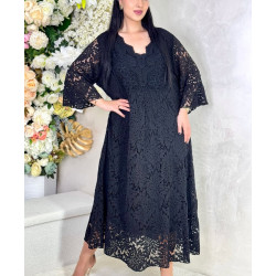 Rochie din dantela neagra...