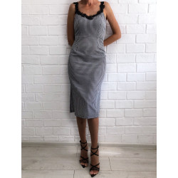 Rochie bodycon cu patratele