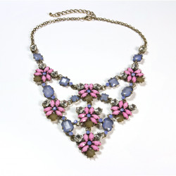 Colier pink flowers