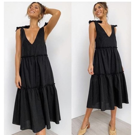 Rochie neagra cu volane
