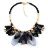 Colier black flowers