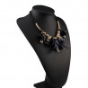 Colier black flowers